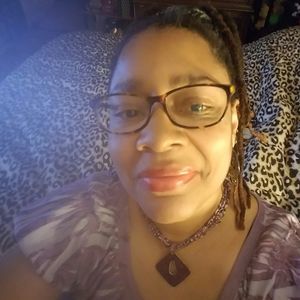 Meet your Posher, Theresa